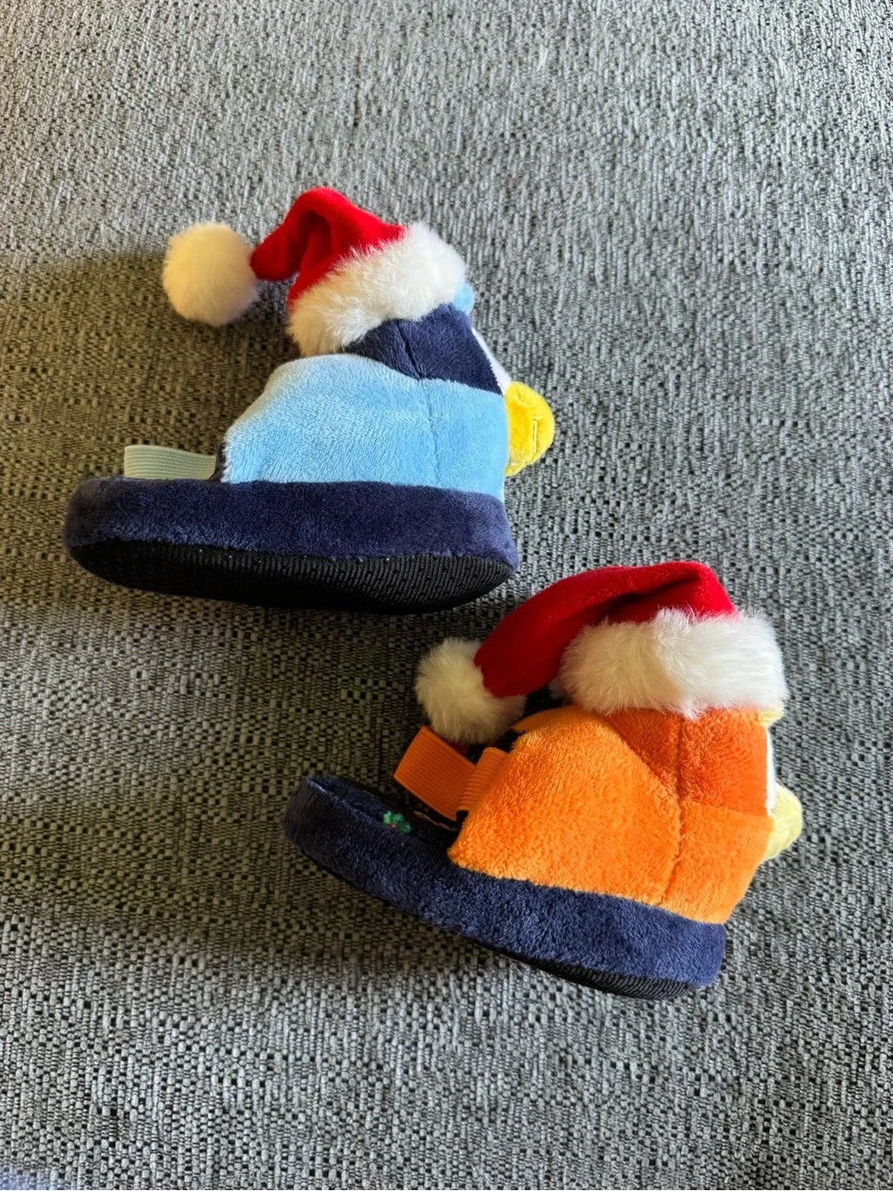 Bluey toddler christmas slippers size 5/6 NWOT